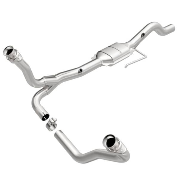 MagnaFlow Exhaust Products - MagnaFlow Exhaust Products OEM Grade Direct-Fit Catalytic Converter 49472 - Image 1