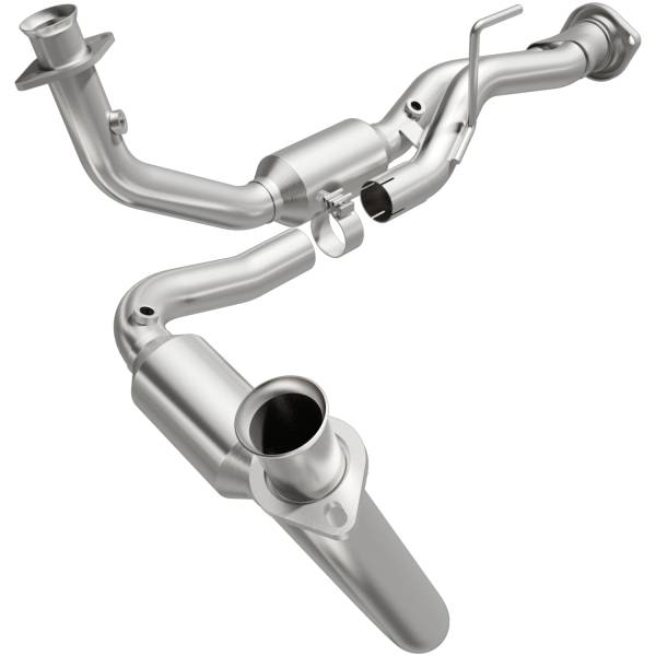 MagnaFlow Exhaust Products - MagnaFlow Exhaust Products California Direct-Fit Catalytic Converter 5451687 - Image 1