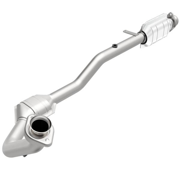 MagnaFlow Exhaust Products - MagnaFlow Exhaust Products HM Grade Direct-Fit Catalytic Converter 93107 - Image 1