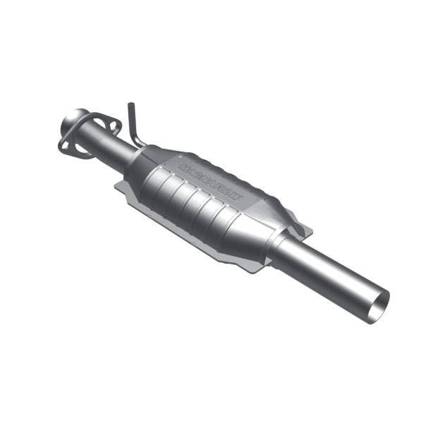 MagnaFlow Exhaust Products - MagnaFlow Exhaust Products Standard Grade Direct-Fit Catalytic Converter 23348 - Image 1