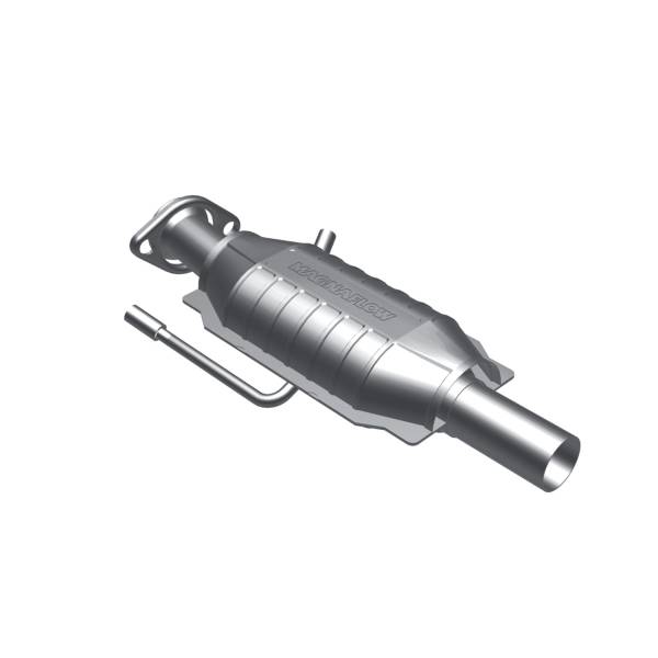 MagnaFlow Exhaust Products - MagnaFlow Exhaust Products Standard Grade Direct-Fit Catalytic Converter 23349 - Image 1