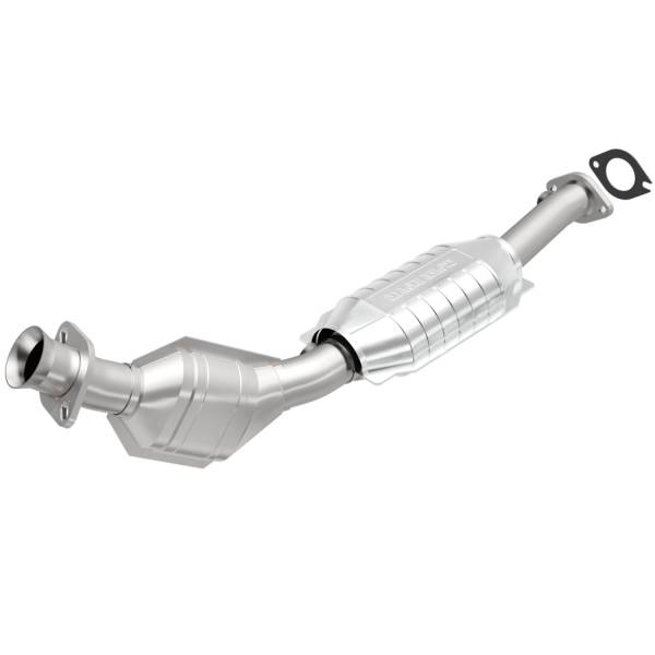 MagnaFlow Exhaust Products - MagnaFlow Exhaust Products OEM Grade Direct-Fit Catalytic Converter 51895 - Image 1