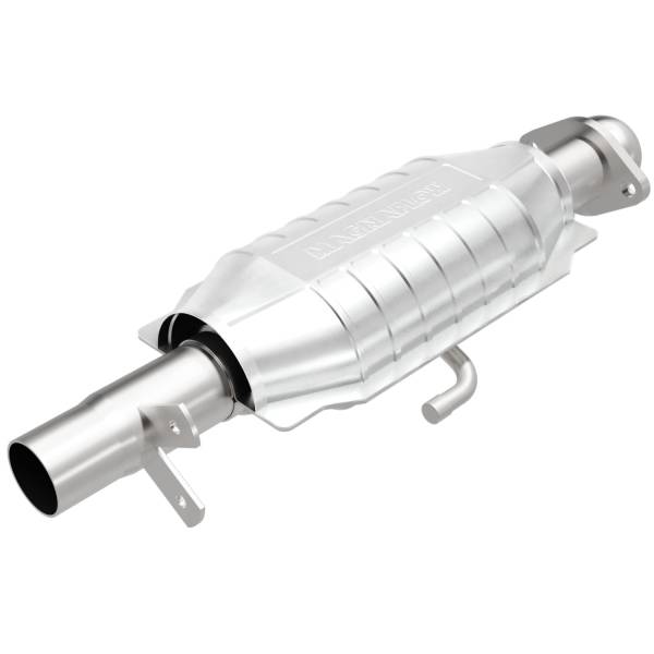 MagnaFlow Exhaust Products - MagnaFlow Exhaust Products Standard Grade Direct-Fit Catalytic Converter 23439 - Image 1