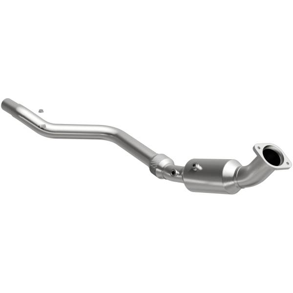 MagnaFlow Exhaust Products - MagnaFlow Exhaust Products OEM Grade Direct-Fit Catalytic Converter 49240 - Image 1