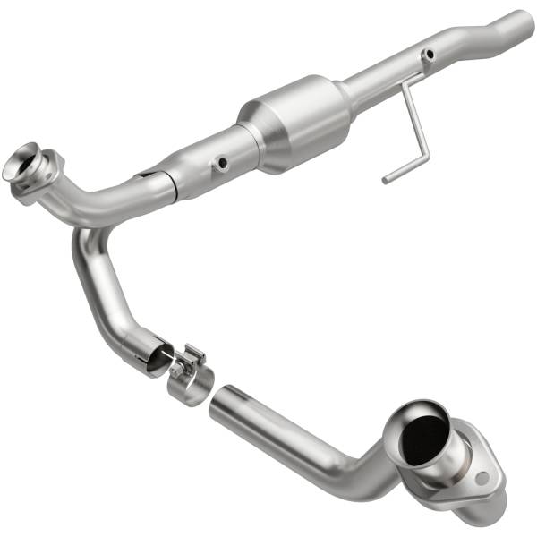 MagnaFlow Exhaust Products - MagnaFlow Exhaust Products California Direct-Fit Catalytic Converter 4451203 - Image 1