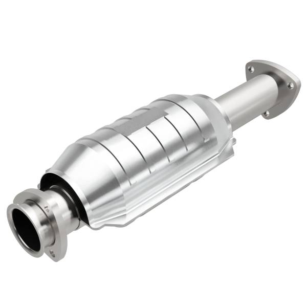 MagnaFlow Exhaust Products - MagnaFlow Exhaust Products Standard Grade Direct-Fit Catalytic Converter 22834 - Image 1