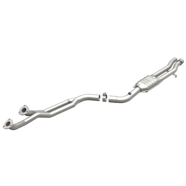 MagnaFlow Exhaust Products - MagnaFlow Exhaust Products Standard Grade Direct-Fit Catalytic Converter 23802 - Image 1