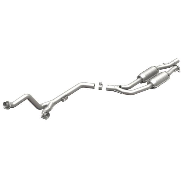 MagnaFlow Exhaust Products - MagnaFlow Exhaust Products Standard Grade Direct-Fit Catalytic Converter 23573 - Image 1