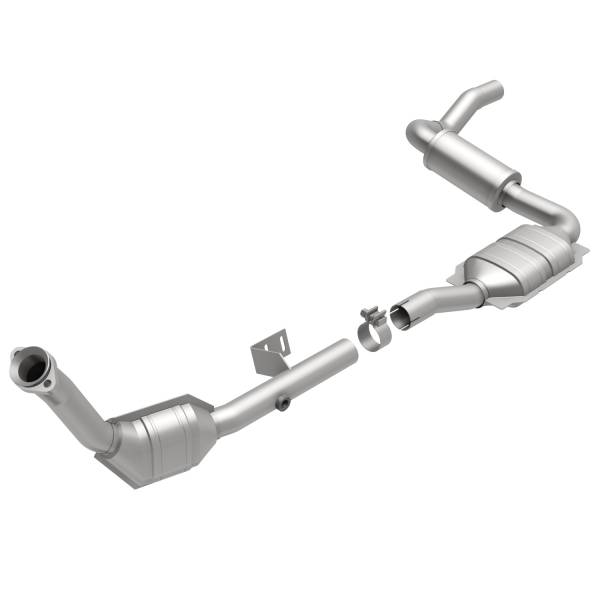 MagnaFlow Exhaust Products - MagnaFlow Exhaust Products HM Grade Direct-Fit Catalytic Converter 24141 - Image 1