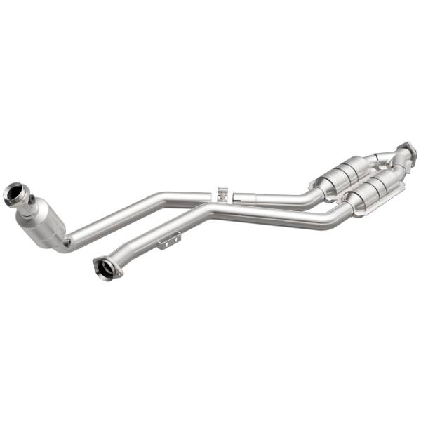 MagnaFlow Exhaust Products - MagnaFlow Exhaust Products California Direct-Fit Catalytic Converter 444059 - Image 1