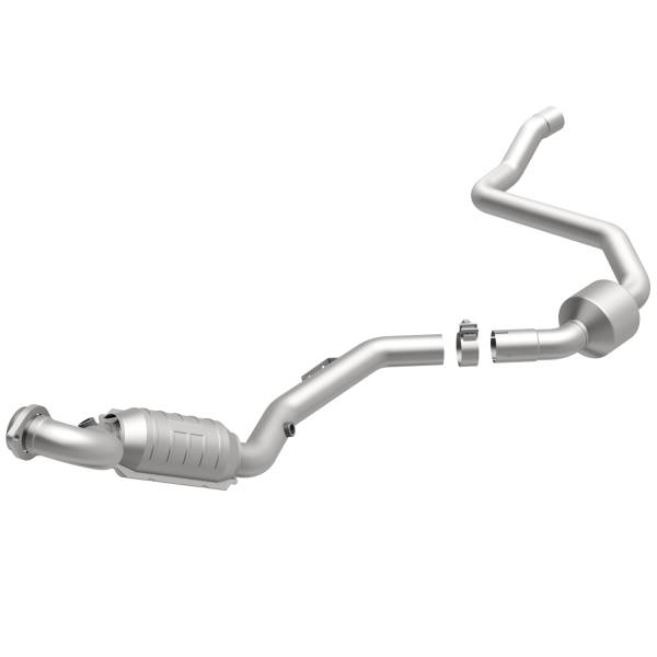 MagnaFlow Exhaust Products - MagnaFlow Exhaust Products California Direct-Fit Catalytic Converter 447263 - Image 1