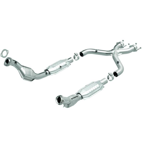 MagnaFlow Exhaust Products - MagnaFlow Exhaust Products California Direct-Fit Catalytic Converter 454018 - Image 1