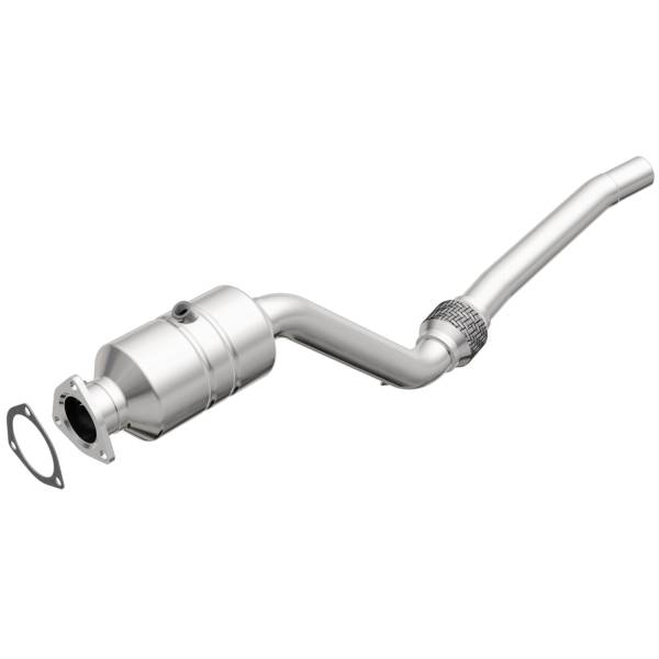 MagnaFlow Exhaust Products - MagnaFlow Exhaust Products OEM Grade Direct-Fit Catalytic Converter 51461 - Image 1