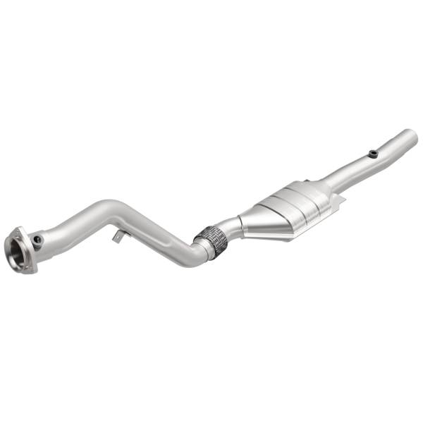 MagnaFlow Exhaust Products - MagnaFlow Exhaust Products OEM Grade Direct-Fit Catalytic Converter 51890 - Image 1