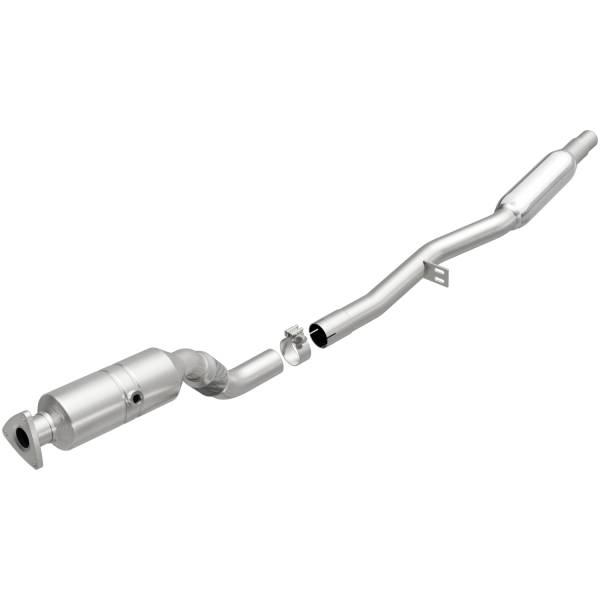 MagnaFlow Exhaust Products - MagnaFlow Exhaust Products OEM Grade Direct-Fit Catalytic Converter 52133 - Image 1