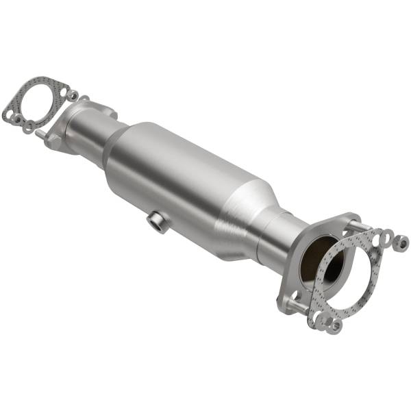 MagnaFlow Exhaust Products - MagnaFlow Exhaust Products California Direct-Fit Catalytic Converter 5561714 - Image 1