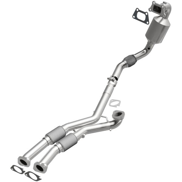 MagnaFlow Exhaust Products - MagnaFlow Exhaust Products California Manifold Catalytic Converter 5582647 - Image 1