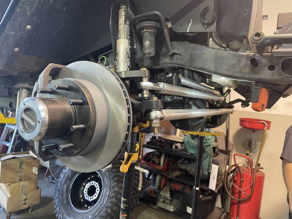 AXLES & DRIVETRAIN