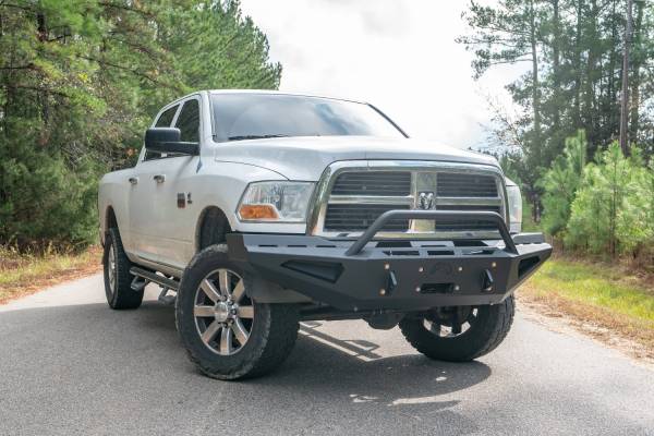 Fab Fours Bumpers & Off-Road Armor | 1350 Offroad - Fab Fours Red Steel Front Bumper, with Pre-Runner Guard - DR10-RS2962-1 - Image 1
