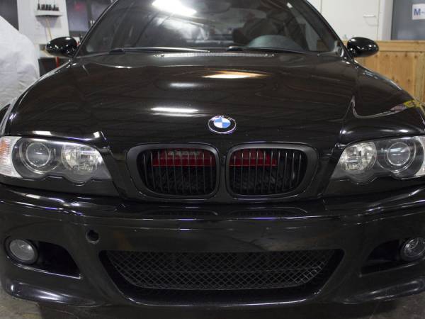 aFe Power Performance Parts & Installation | 1350 Offroad - aFe Dynamic Air Scoop D.A.S. Red BMW 323i/325i/330i/M3 (E46) 99-06 L6-2.5/3.0/3.2L - 54-10468-R - Image 1