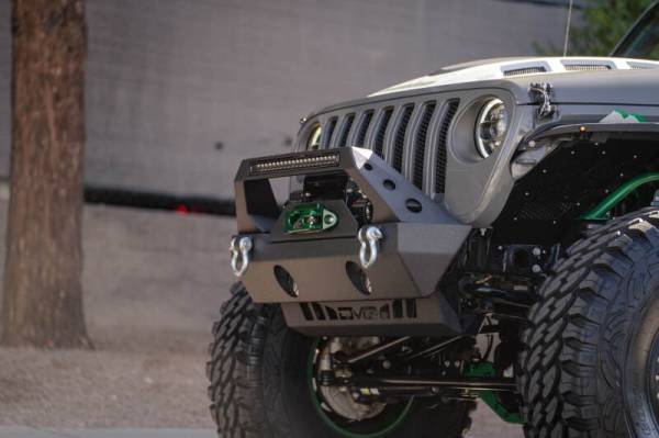 DV8 Offroad Bumpers & Jeep Accessories | 1350 Offroad - DV8 UNIVERSAL 20in. SINGLE ROW LED LIGHT BAR with FLOOD/SPOT COMBO PATTERN/SIDE MOUNTS - BE20SW105W - Image 1