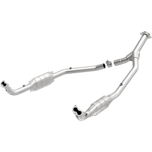 MagnaFlow Exhaust Systems & Installation | 1350 Offroad - MagnaFlow Standard Grade Direct-Fit Catalytic Converter 93696 - Image 1