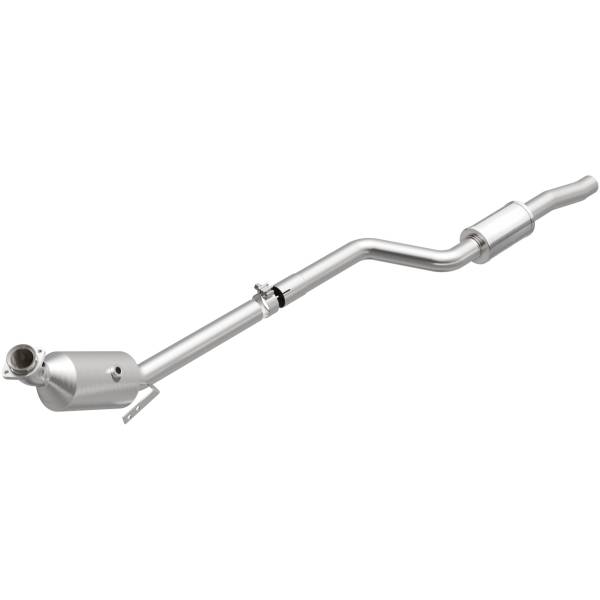 MagnaFlow Exhaust Systems & Installation | 1350 Offroad - MagnaFlow OEM Grade Direct-Fit Catalytic Converter 21-498 - Image 1