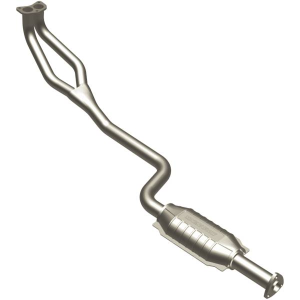 MagnaFlow Exhaust Systems & Installation | 1350 Offroad - MagnaFlow Standard Grade Direct-Fit Catalytic Converter 23552 - Image 1