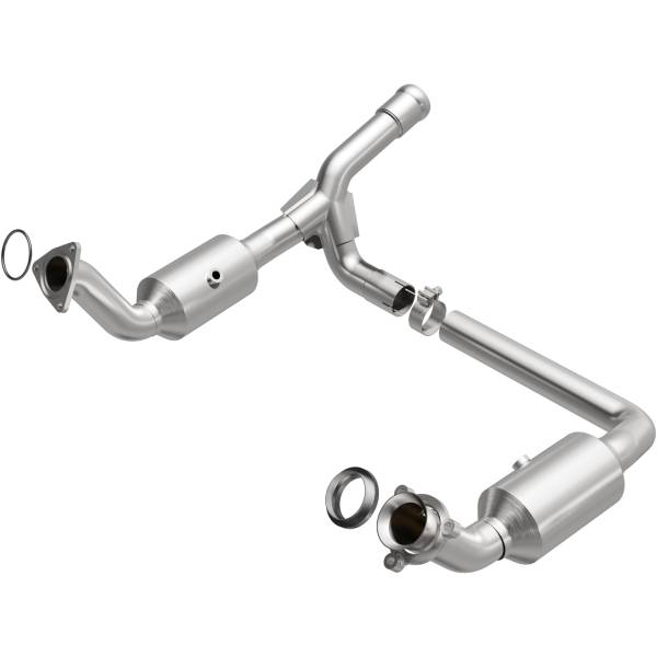 MagnaFlow Exhaust Systems & Installation | 1350 Offroad - MagnaFlow OEM Grade Direct-Fit Catalytic Converter 280656 - Image 1
