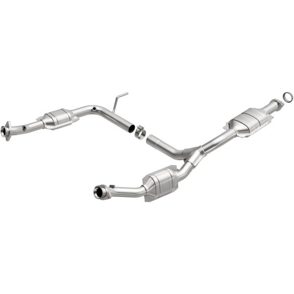 MagnaFlow Exhaust Systems & Installation | 1350 Offroad - MagnaFlow California CARB Direct-Fit Catalytic Converter 458030 - Image 1