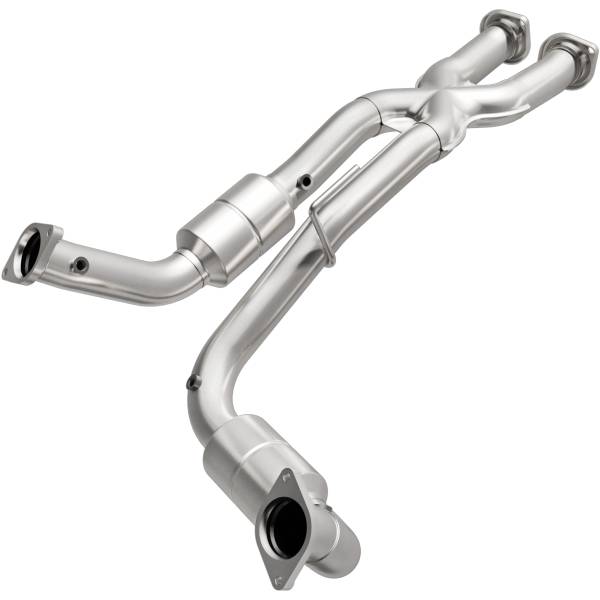 MagnaFlow Exhaust Systems & Installation | 1350 Offroad - MagnaFlow OEM Grade Direct-Fit Catalytic Converter 49046 - Image 1