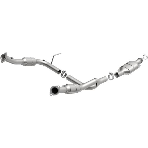 MagnaFlow Exhaust Systems & Installation | 1350 Offroad - MagnaFlow OEM Grade Direct-Fit Catalytic Converter 49404 - Image 1