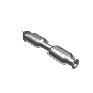 MagnaFlow Exhaust Products - MagnaFlow Exhaust Products Standard Grade Direct-Fit Catalytic Converter 23387 - Image 2