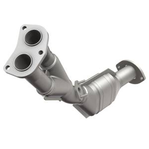 MagnaFlow Exhaust Products HM Grade Direct-Fit Catalytic Converter 23755