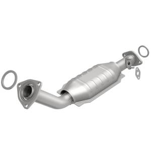 MagnaFlow Exhaust Products OEM Grade Direct-Fit Catalytic Converter 49117