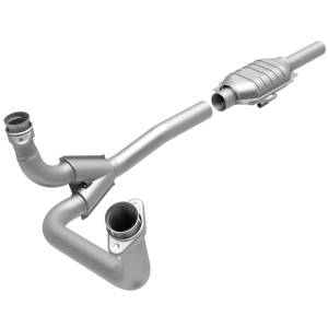 MagnaFlow Exhaust Products - MagnaFlow Exhaust Products Standard Grade Direct-Fit Catalytic Converter 93312 - Image 2