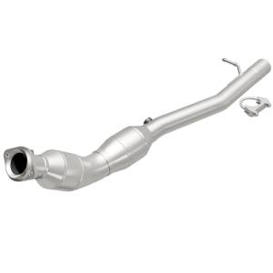 MagnaFlow Exhaust Products OEM Grade Direct-Fit Catalytic Converter 49713