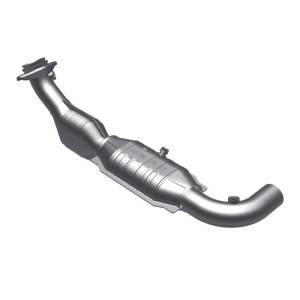 MagnaFlow Exhaust Products HM Grade Direct-Fit Catalytic Converter 93321