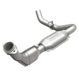 MagnaFlow Exhaust Products - MagnaFlow Exhaust Products California Direct-Fit Catalytic Converter 447117 - Image 2