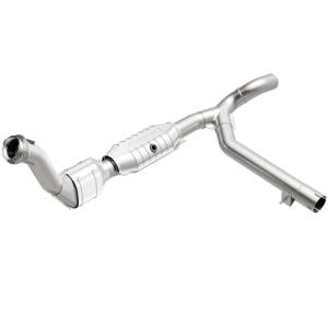 MagnaFlow Exhaust Products HM Grade Direct-Fit Catalytic Converter 93626