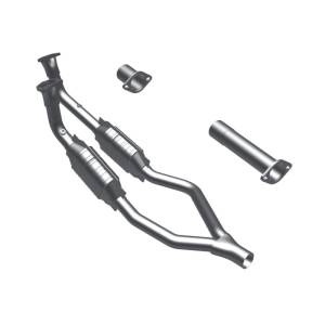 MagnaFlow Exhaust Products - MagnaFlow Exhaust Products Standard Grade Direct-Fit Catalytic Converter 23821 - Image 2