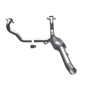 MagnaFlow Exhaust Products - MagnaFlow Exhaust Products OEM Grade Direct-Fit Catalytic Converter 49471 - Image 1