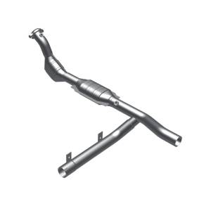 MagnaFlow Exhaust Products HM Grade Direct-Fit Catalytic Converter 93130