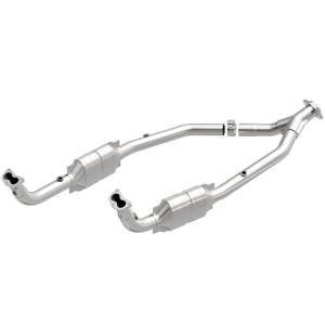 MagnaFlow Exhaust Products - MagnaFlow Exhaust Products HM Grade Direct-Fit Catalytic Converter 93689 - Image 1