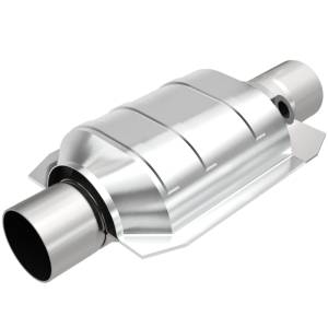 MagnaFlow Exhaust Products - MagnaFlow Exhaust Products Standard Grade Universal Catalytic Converter - 2.50in. 94136 - Image 2