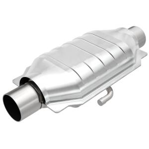 MagnaFlow Exhaust Products - MagnaFlow Exhaust Products Standard Grade Universal Catalytic Converter - 2.50in. 94216 - Image 1