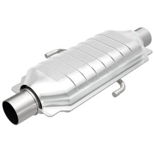 MagnaFlow Exhaust Products - MagnaFlow Exhaust Products Standard Grade Universal Catalytic Converter - 2.25in. 95025 - Image 3