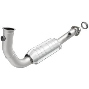 MagnaFlow Exhaust Products OEM Grade Direct-Fit Catalytic Converter 49583