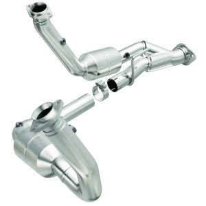 MagnaFlow Exhaust Products OEM Grade Direct-Fit Catalytic Converter 49709