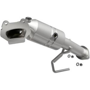 MagnaFlow Exhaust Products OEM Grade Direct-Fit Catalytic Converter 21-030